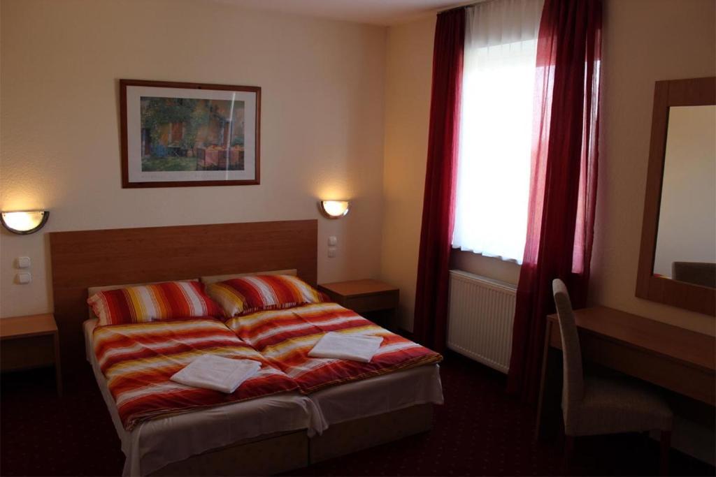 Hotel Menthol Budapeşte Oda fotoğraf